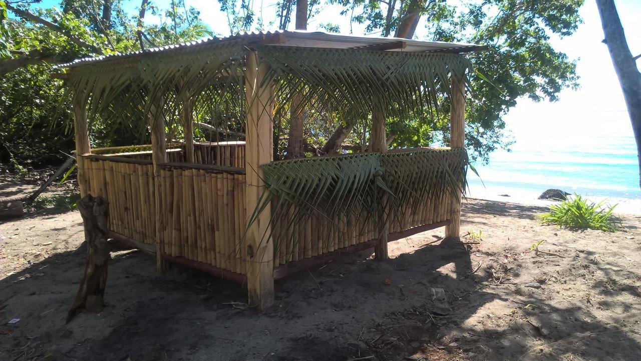 Dolphin Bay Divers Retreat Hotel Vatolotolo Bagian luar foto